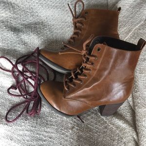 Brand New Chelsea Club Booties